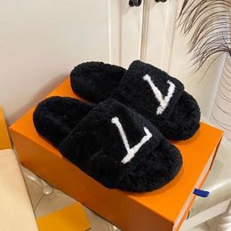 Luxury Designer Women Home Soft Fur Fluffy Flat Sippers Winter Indoor House Slipper Slides Black White Furry Fuzzy Sliders Ladies Flat Mule Sheepskin Woolskin Shoe