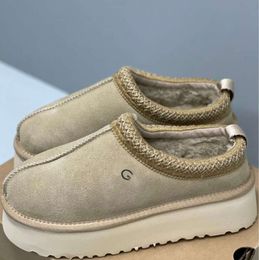 Designer Goldenstar Clog Pantofole Boston Zoccoli Golden star Sandalo da spiaggia Ciabatte incrociate Donna Uomo Tazz Tasman Autunno Seme di senape Castagna Inverno Estate Scarpe alla moda HYG