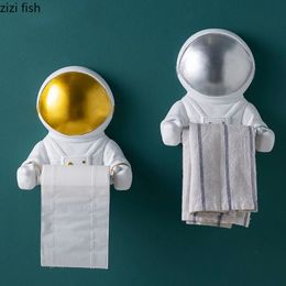 Toilet Paper Holders Astronaut Roll Holders Resin Cosmonaut Paper Towel Dispenser Toilet Bathroom Shelf Holder Wall-mounted European Bath Decoration 231124