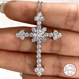 Hip Hop Gra VVS Diamond Moissanite 6.5 5 mm Gemstone Cross Shape Pendant Necklace 925 Sterling Silver Women Fashion fine Jewellery