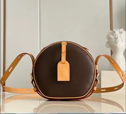 Women Fashion Crossbody Bag Classic Hat Circular Box Boiter Chapeau Soft Tote Pancake Bun Designer Leather Canvas Travel adjustable shoulder strap M52294