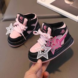 First Walkers Children s Sneakers Autumn Winter Boys Girls Velet Lined Warm Sport Shoes Cute Star Toddler Non slip Walking Footwear 231123