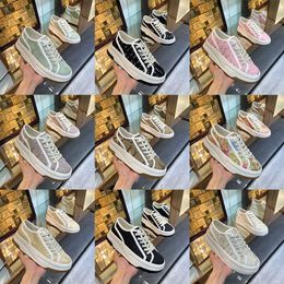 Luxury casual sports shoes 1977 casual shoes high and low side women's shoes knitting needles jacquard denim embroidered sports shoes canvas rubber platform running