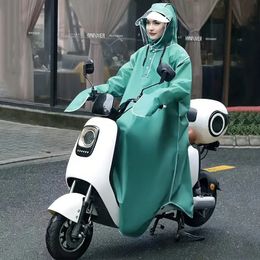 Cute Bear Pattern Waterproof Motorcycle Bike Raincoat, Rainwear Poncho, Fashion Portable Electric Vehicle Rain Coat