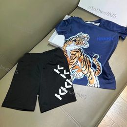 Kinder-Set Kid Designer-Sets für Baby-Kurzarm-T-Shirt mit Tiger-Print-Shorts-Set Anzug Marke Jungen Kleidung Baumwolle 90-160 Weiß Blau 2023 Neuer Stil