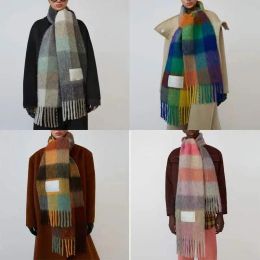 Fashion Designers scarf for woman winter upscale scarf fringed male England plaid seahorse hair black shawl plaid fashion long Joker shawl G2311241PE