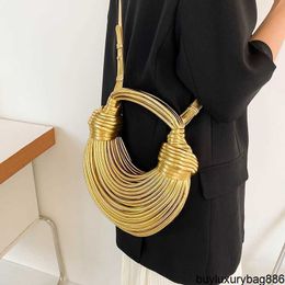 Noodle Pull Handbags BottegvVeneta Woven Totes Bags Authentic Leather Fashion Bags 2023 Bun Tying Niche Design Fashion Handbag Hand Woven Noodle Bag Womens Sho HB6A