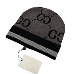 Winter knitted beanie designer cap fashionable bonnet dressy autumn hats for men skull outdoor womens hat cappelli travel skiing Knitted hat T-8