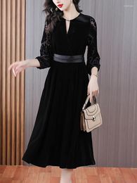 Casual Dresses 2023 Black Velvet Patchwork Hollow Out Long Sleeve Dress Autumn Winter Elegant Bespoke Occasion Women Vintage Prom