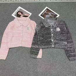 2024 Gray/Pink Women's Cardigans Designer Lapel Neck Long Sleeves Women Cardigans Milan Runway Letter Cryals Sweaters Womens 112403