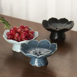 Plates Flower Relief Tall Feet Dessert Plate Chinese Modern Coffee Table Desktop Pastry Ceramic Drainable Fruit Bowl Snack Dishes