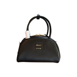 High Quality Handbag Designer Bag Luxury Genuine Leather Shoulder Bag Classic Shell Bag Fashion Half Moon Handbag Casual Tote Bags Retro Cosmetic Bags 2 Colors