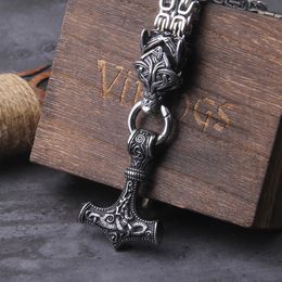 Chokers Never Fade Men Celtic Wolf Necklaces Viking Vegvisir Amulet Hammer Pendant Norse Runes Anchor Stainless Steel King Chain Jewellery 231124