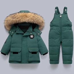 다운 코트 Qaoerde Boy Coat 2pcs 세트 어린이 다운 재킷 겨울 여자 스노우 슈트 모피 칼라 따뜻한 어린이 파카 두껍게 아기 옷 1-4 년 231123