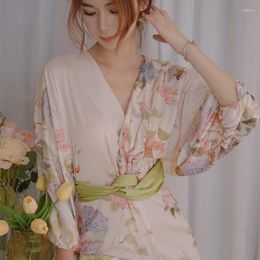 Women's Sleepwear Fashion Ice Silk One Piece Robe For Lady Long Sleeve Elegant Vintage Luxury Floral Nightgowns Wedding Bride Kimono