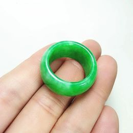 Wedding Rings Natural Green Jade Ring A Men Women Jadeite Handrings Hewelry Ring Exquisite Unisex Fine Jewellery 231124
