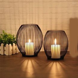 Candle Holders 1pcs Black Lantern Holder Retro Metal Decoration Creative Christmas Accessories Women Men Gift