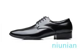 Street men designer dress Casual Homecoming shoes Business Smoking Slipper oxford Footwear