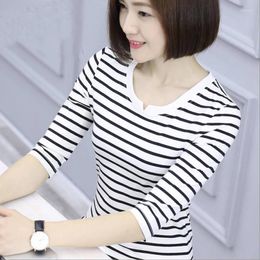 Women's T Shirts 95 Cotton 2023 Korean Version Casual Seven-point Black And White Striped Mid-sleeve T-shirt Women's Ball Does Not Fade