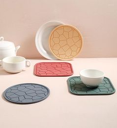 Table Mats 1pcs Rubber Insulation Pads Anti-scalding Mat Kitchen Potholder Round Bowl Pad Non-slip Honeycomb Designed