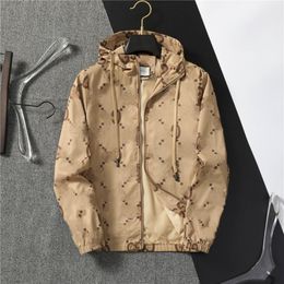 Designer Brand Mens Hooded Jackets Fashion G letter Printing Windproof Coats Designer Men Khaki Hoody Coat Outdoor Casual Sports Jackets Male Hooded Tops Clothes