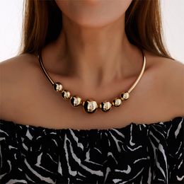 Strängar strängar avancerad enkel elegant metallcirkel choker halsband för kvinnor koreanska modehalsband dagligen jewelry födelsedagsfest gåvor 230424