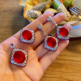 Vintage Lab Rubin Diamant Schmuckset 925 Sterling Silber Verlobungsringe Ohrringe Halskette für Frauen Versprechen Schmuck