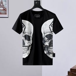 24ss Plein Bear t Shirt Mens Designer Tshirts Brand Clothing Rhinestone Pp Skull Men T-shirt Round Neck Ss with Crystals Hip Hop Tshirt Top Tees 161239