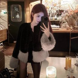 Women's Wool Blends Black Faux Fur Coat Women Vintage Patchwork Cropped Fluffy Jacket Elegant Party Short Furry Outwear Winter Korean Plush Overcoat 231123