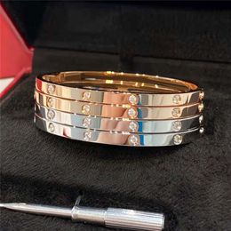 Charm Bracelets Ten Diamond Screwdriver Style Kaga Bracelet Narrow Edition Eternal Ring Stainless Steel Band for Men and Women Sixth Generation