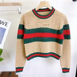 Designer embroidered letter pattern Colour blocking cut out knit sweater with a slim fit and slim fit, new top for autumn and winter 2023