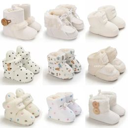 Boots Autumn Winter Baby Infant Girls Boys Warm Fashion Solid Shoes with Fuzzy Balls First Walkers Kid 018M 231124