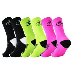 Sports Socks High quality professional brand sports socks Breathable road cycling for men and women outdoor racing 231124