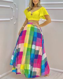 Two Piece Dress Solid ORing Crop Top Colourful Plaid Skirt Set 230424