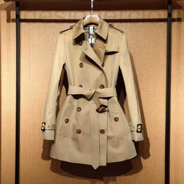 Women's Trench Coats designer luxury Designer Coat Short 2023 Spring And Autumn British Light Suit Collar Buckle Belt LB05