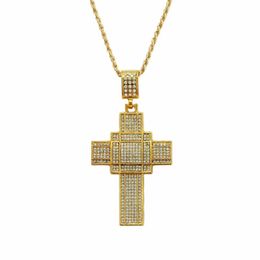 Pendant Necklaces Hip Hop CZ Stone Pave Bling Out Multilay Cross Men Jewelry With 30 Inches Gold Color Twist ChainPendantPendantPendant