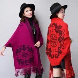 Scarves 9868 European And American Autumn Winter Knitted Cardigans Bat Sleeve Printed Cloaks Sweaters Tassel Shawls Coats