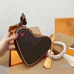 designer bag women heart shoulder bags leather handbag Luxury Heart crossbody bag Classic Printing women messenger wallet For Gifts