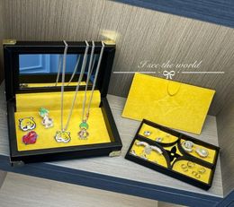 ILIVI Monogram yellow Jewelry Box Collectable Black Diamond pattern Storage Classical Multi Purpose Makeup Case Organizer Fashion 7616108