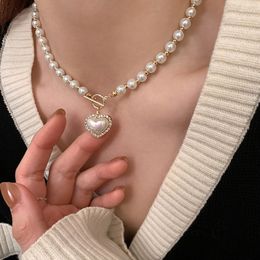 Pendant Necklaces Elegant Big White Imitation Pearl Bead Necklace for Women Crystal Heart Shell Sweet Wedding Party Jewellery Collier Femme 230424