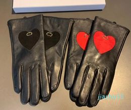 Designer gloves For Women Fashion BLack sheepskin leather Fleece inside Letter Red Heart glove Ladies touch screen winter thick warm Gunine Leathers Mittens