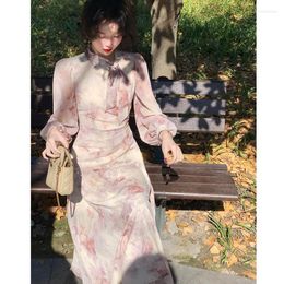 Casual Dresses 2023 Spring Retro Hepburn Women Korean Fashion Vintage Printed Bowtie Long Sleeve Vestidos Design Prom Dress Outwear