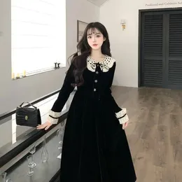 Casual Dresses French Style Fall Winter Women Romantic Black Dress Velvet Princess