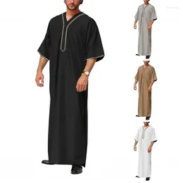 Ethnic Clothing Islamic Kaftan Men Half Sleeve Solid Colour V Neck Muslim Loose Casual Pakistan Saudi Ara Dubai Jubba Thobe Plus Size