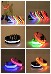 Nylon LED Pet Dog Collar Night Safety Flashing Glow In The Dark Dog LeashDogs Luminous Fluorescent Collars Pet Supplies USB Recha3703981