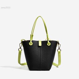 Totes Brand Bucket Bags for Women High Quality PU Shoulder Bag Fashion Composite Bag Designer Messenger Bag Cute Purses and Handbags