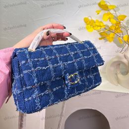 Womens Woolen Shoulder Bag Classic Blue Plaid Clamshell Spread Slit Hardware Metal Turn Buckle Fine Chain Handbag Diagonal Span Bag Designer Large Capacity 25x15cm