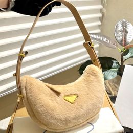 Fashion Designer bag Appearance level Any style can be size 22X13cm gift box packaging Maomao underarm bag Hand-held crossbody bag