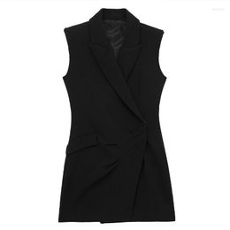 Women's Vests ZATRHMBM Women 2023 Fashion Notched Collar Black Tank Tops Vintage Sleeveless Concealed Buckle Long Female Camis Mujer