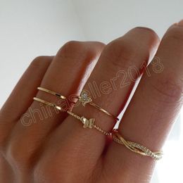 Vintage Simple Gold Colour Rings for Women Crystal Butterfly Twisted Finger Ring Fashion Jewellery Accessories